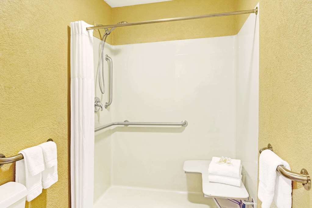 Days Inn Cherokee/Smokey Mountains - thumb 5