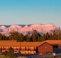 Bryce View Lodge - Tourism House