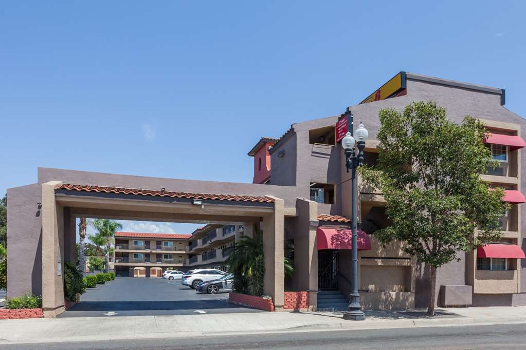 Super 8 El Cajon - thumb 1