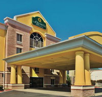 La Quinta Inn  Suites Hot Springs - Tourism House