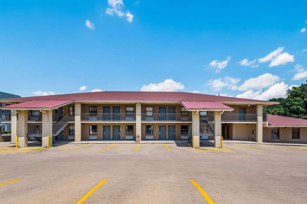 Quality Inn And Suites - thumb 2