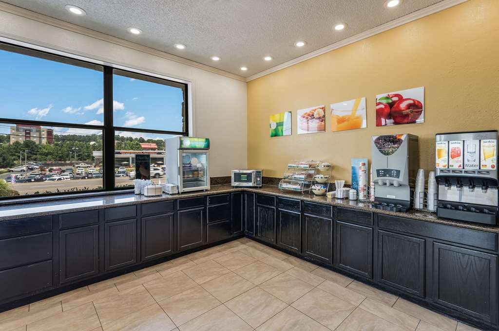 Quality Inn And Suites - thumb 13