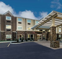 La Quinta Inn  Suites Collinsville - Tourism House