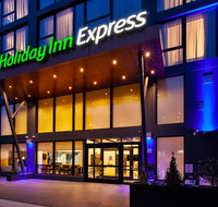 Holiday Inn Express Brooklyn-Sunset Park - Tourism House