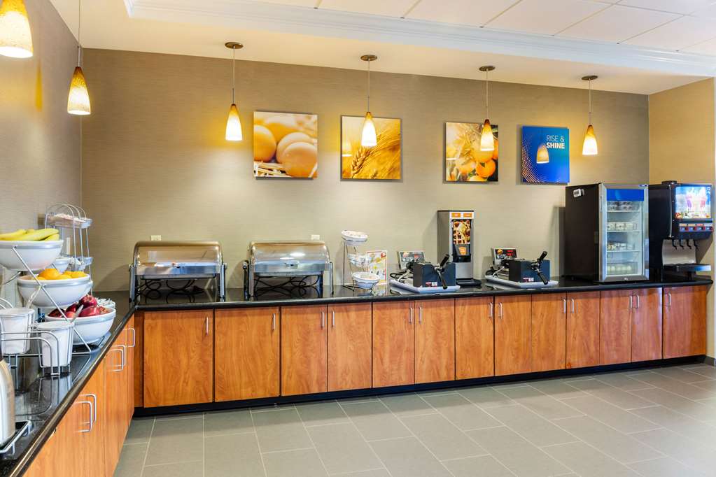 Comfort Suites Amish Country - thumb 9