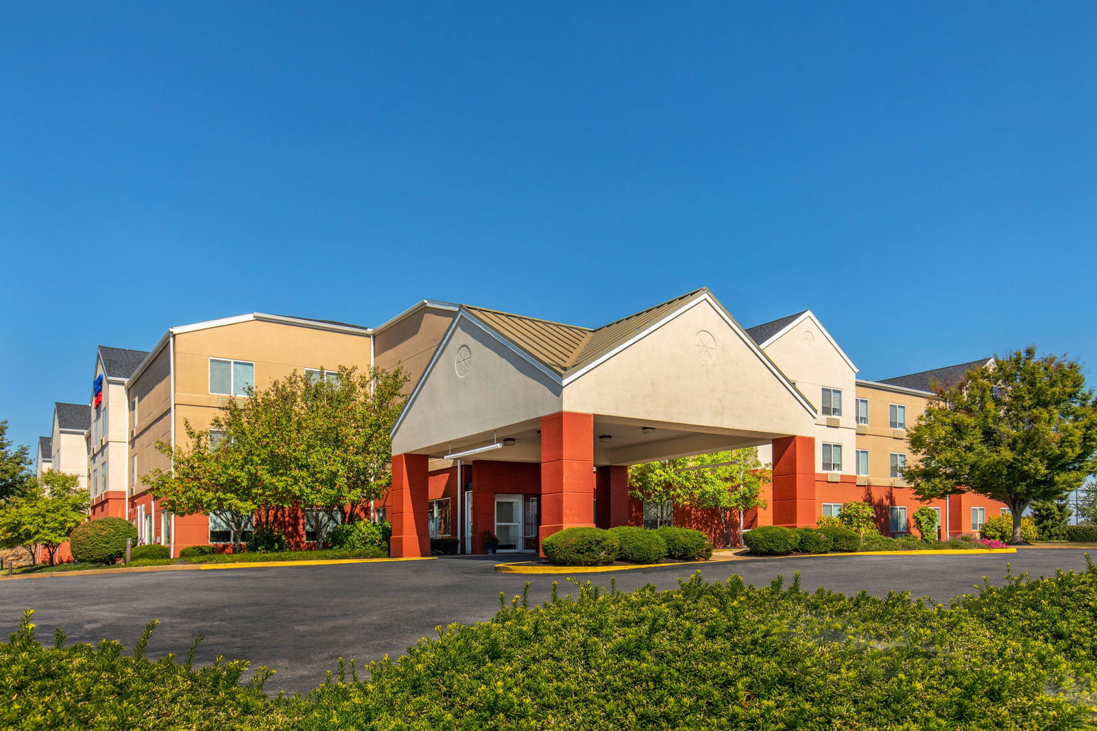 Fairfield Inn By Marriott Lancaster - thumb 0