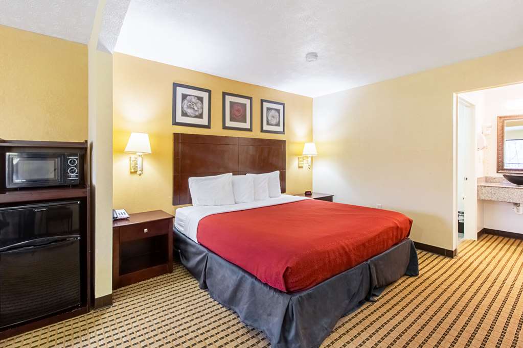 Rodeway Inn & Suites Dickson - thumb 10