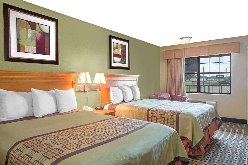 Days Inn Monroe - thumb 10