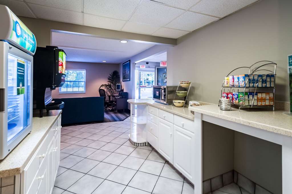 Quality Inn Beacon Marina - thumb 12