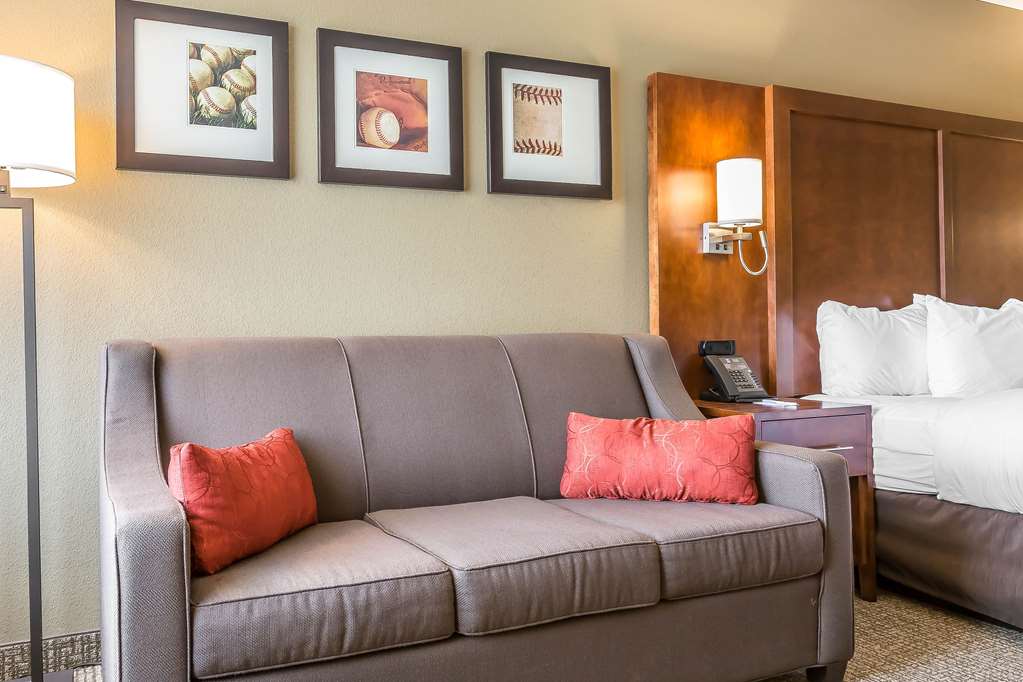 Comfort Inn & Suites, Aberdeen - thumb 4