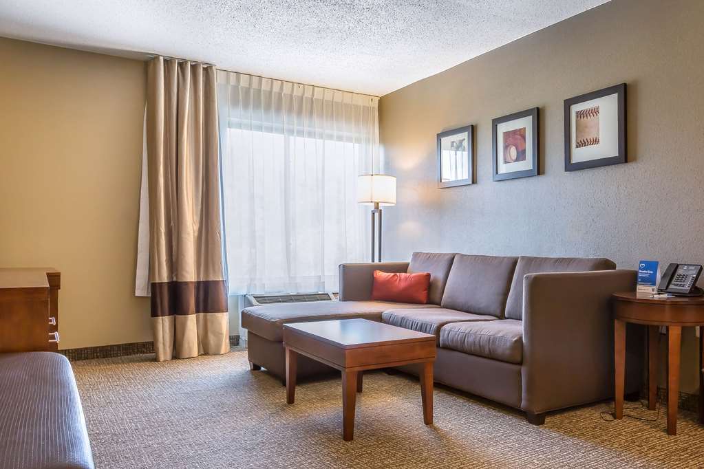 Comfort Inn & Suites, Aberdeen - thumb 11