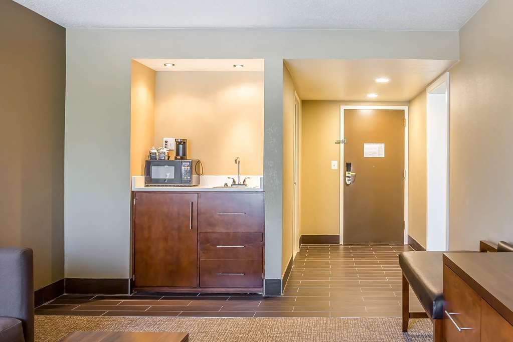 Comfort Inn & Suites, Aberdeen - thumb 12