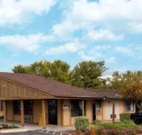 Knights Inn Martinsburg - Tourism House