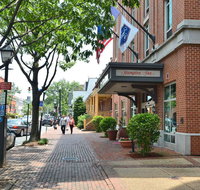 Hampton Inn Old Town/King St Metro - Tourism House