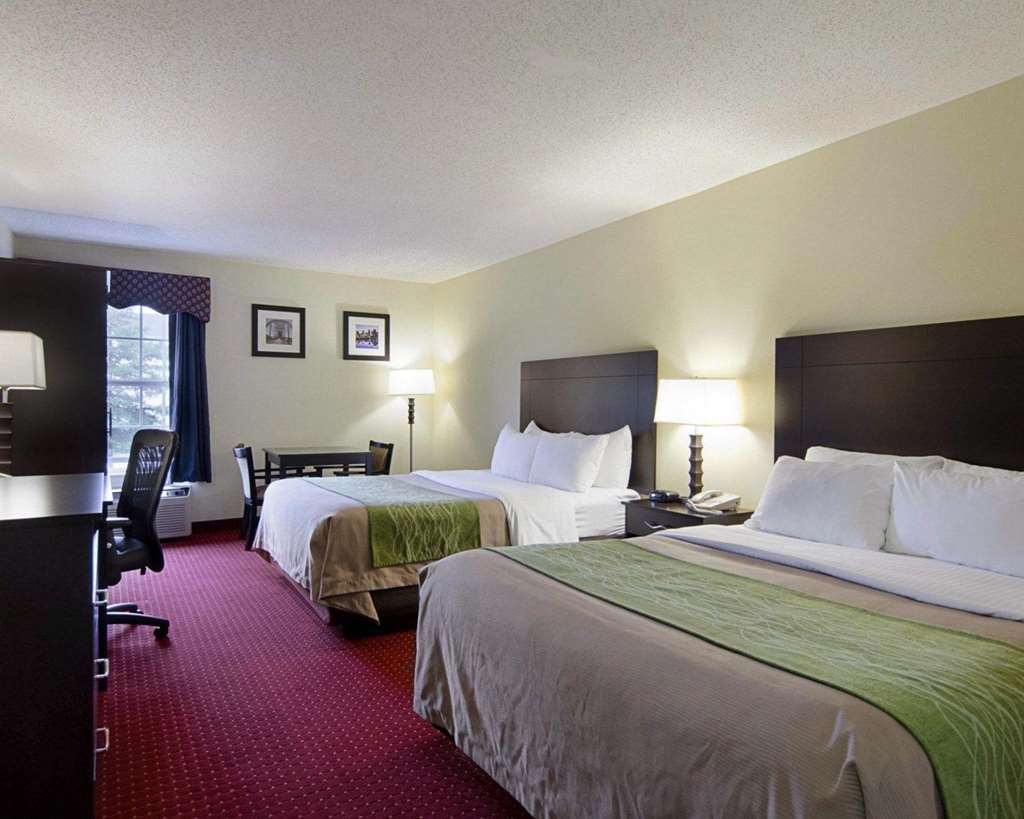 Quality Inn & Suites West - thumb 7