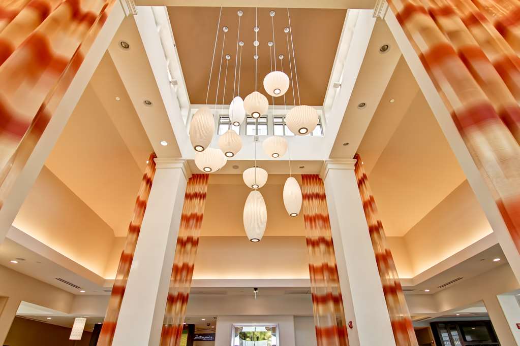 Hilton Garden Inn Woodbridge - thumb 2