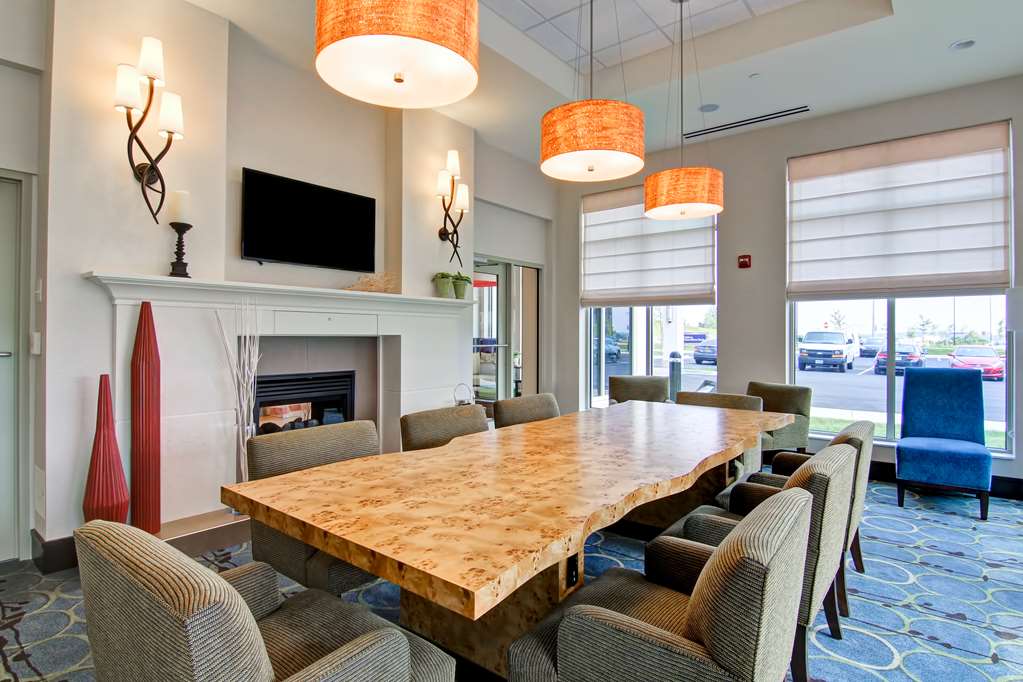 Hilton Garden Inn Woodbridge - thumb 13