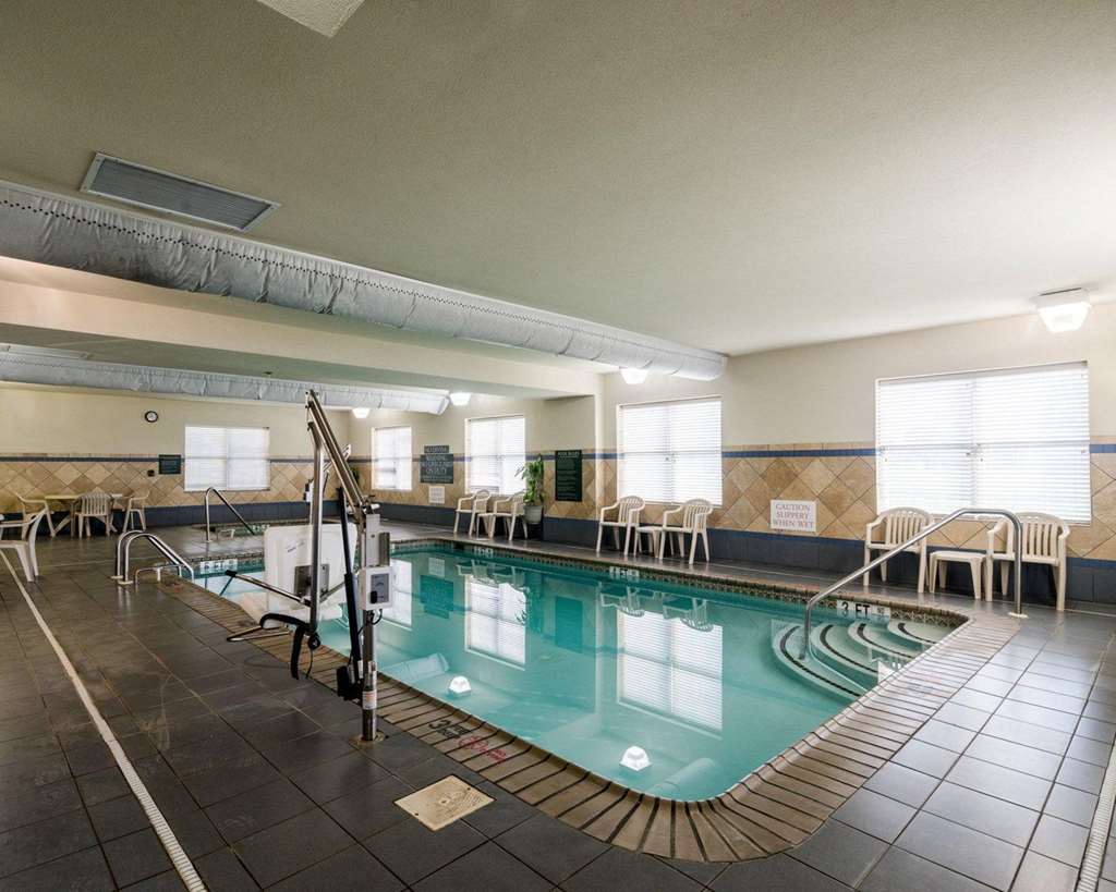 Comfort Inn & Suites - thumb 7