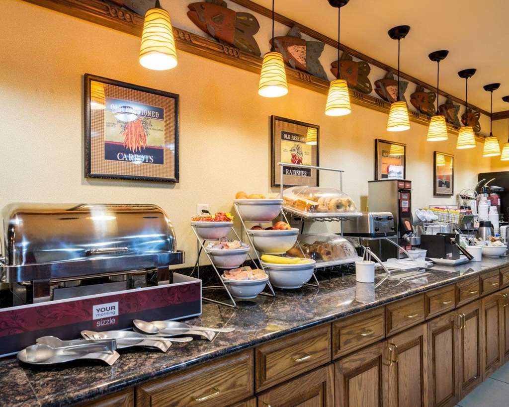 Comfort Inn & Suites - thumb 12