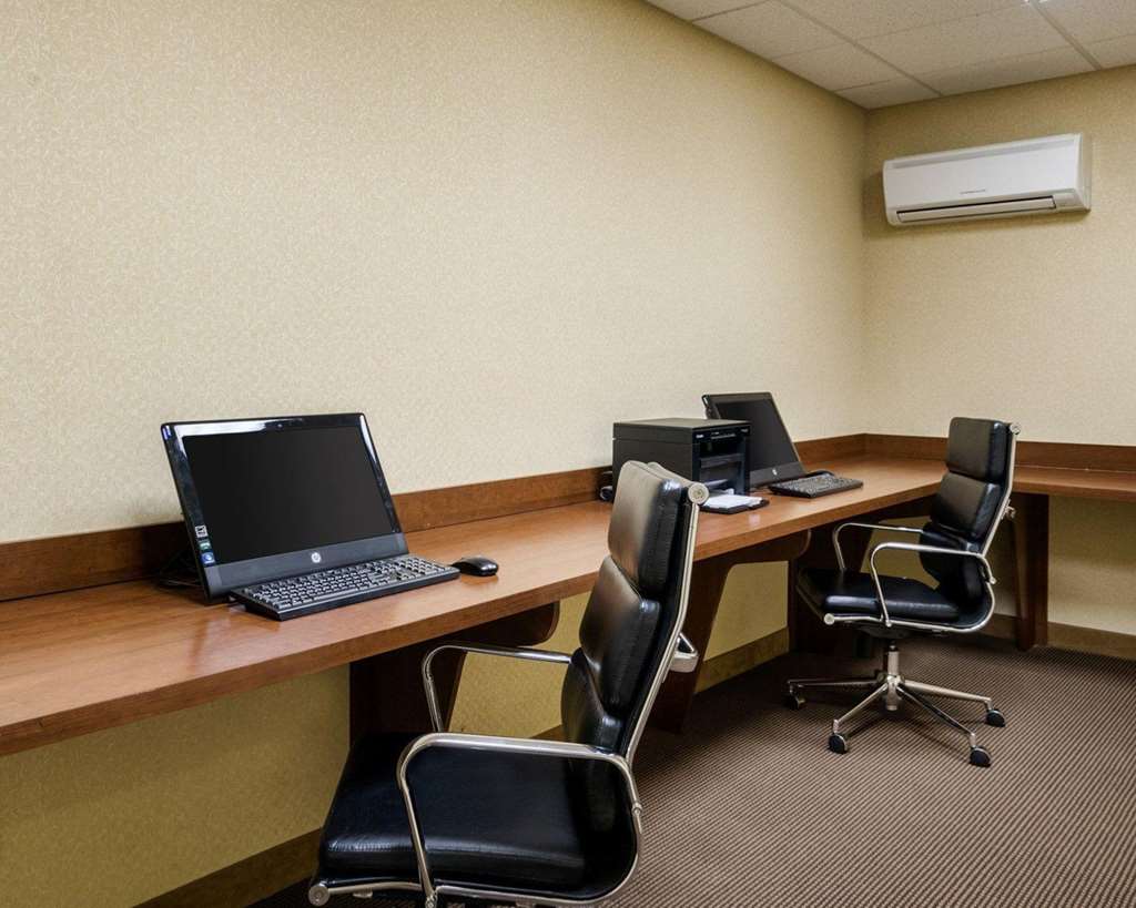 Comfort Inn & Suites - thumb 16