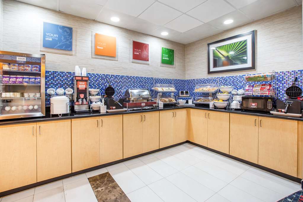 Comfort Suites - thumb 9