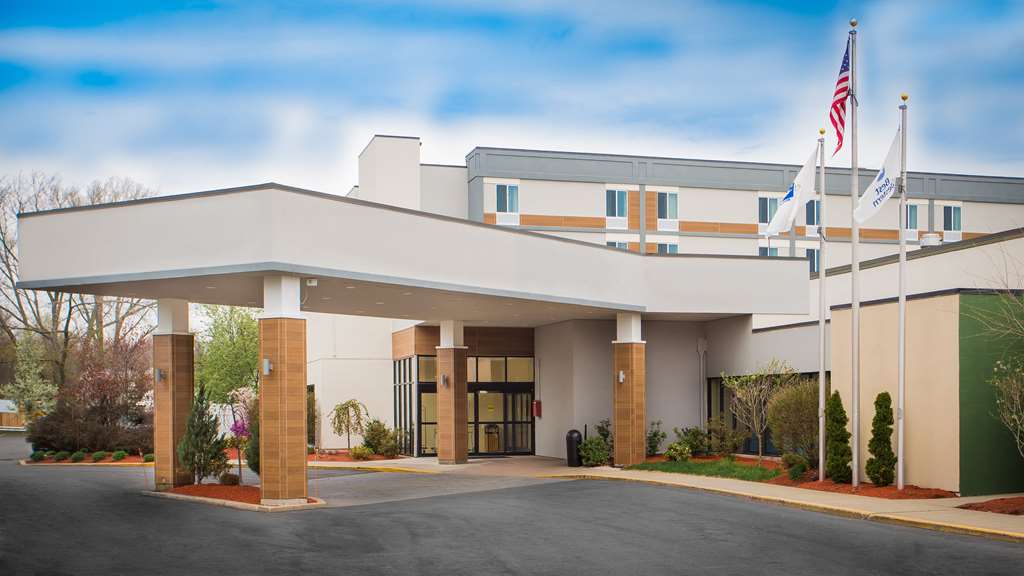 Best Western Plus New Englander - thumb 0