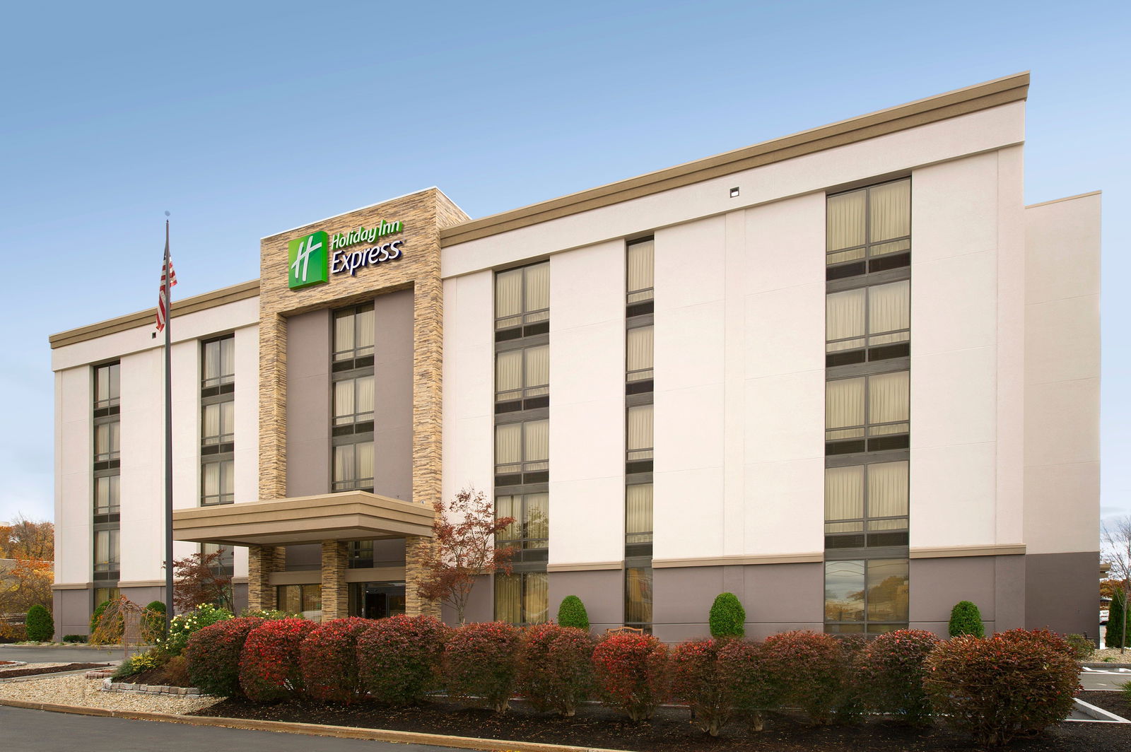 Holiday Inn Express Boston North-Woburn - thumb 1