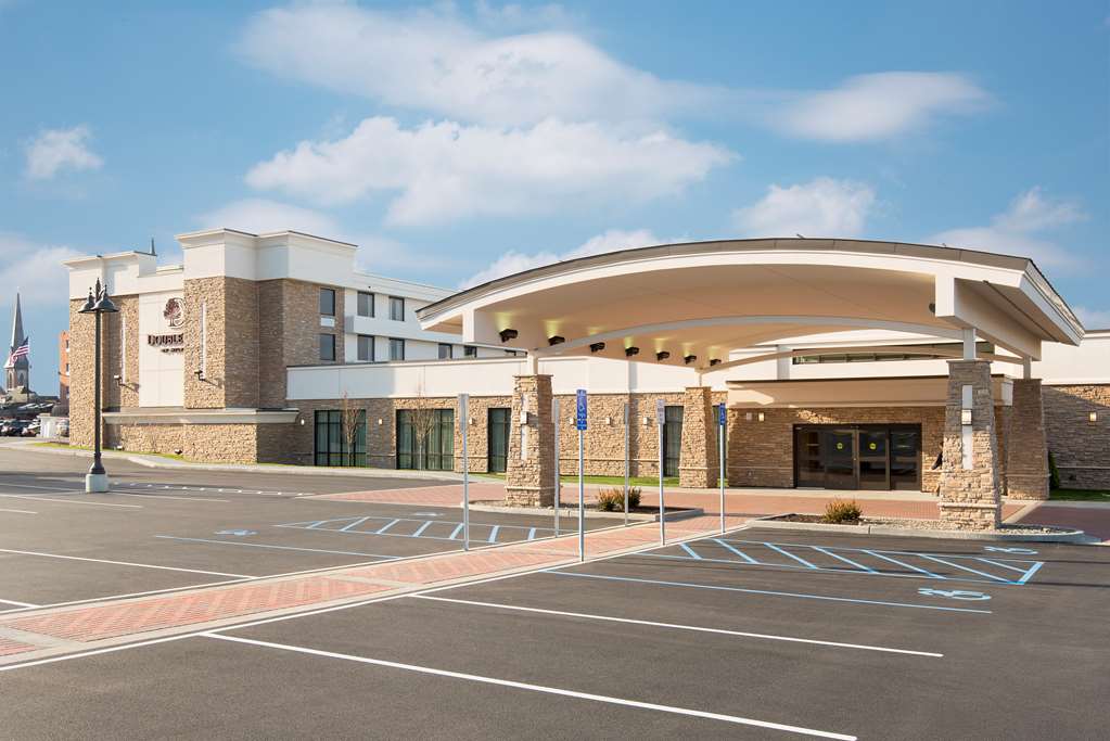 Doubletree By Hilton Schenectady - thumb 1