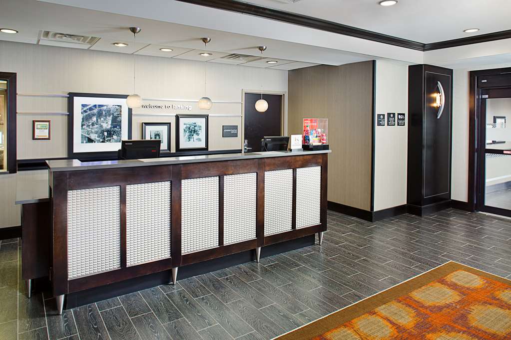 Hampton Inn & Suites Lansing/West, MI - thumb 2