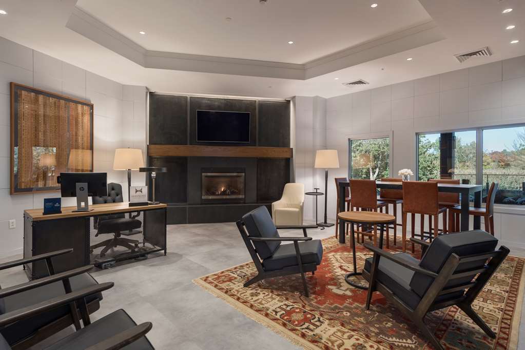 Hilton Boston/Woburn - thumb 1