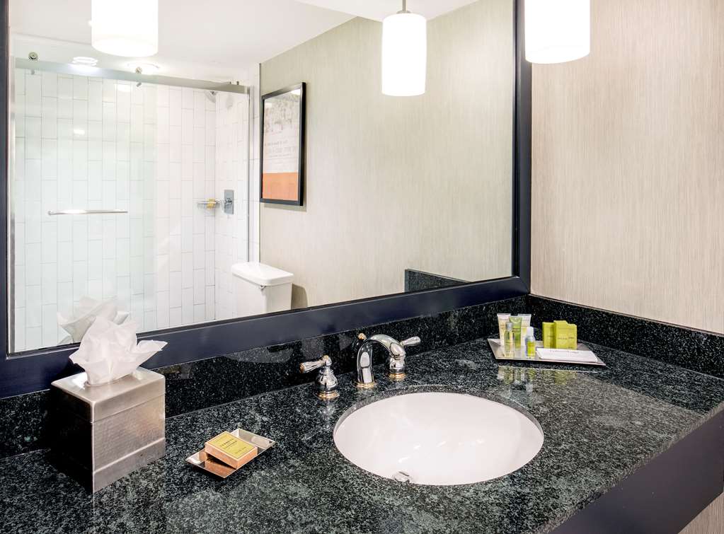 Hilton Boston/Woburn - thumb 3