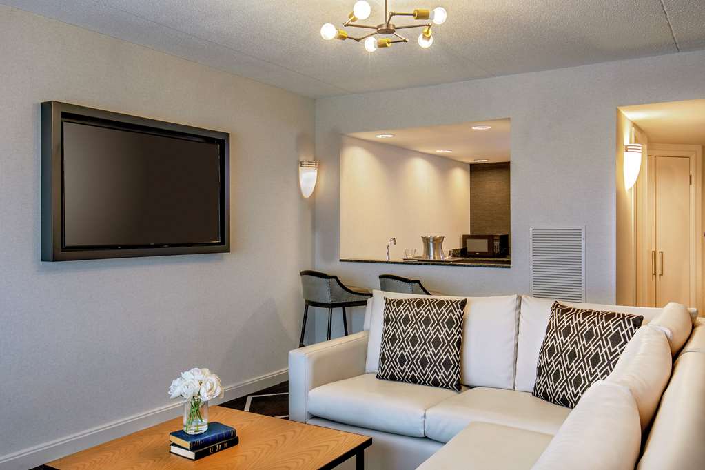 Hilton Boston/Woburn - thumb 17