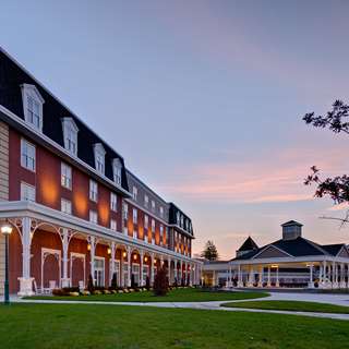 Saratoga Casino & Raceway Hotel - thumb 0