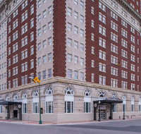 DoubleTree by Hilton Utica - Tourism House