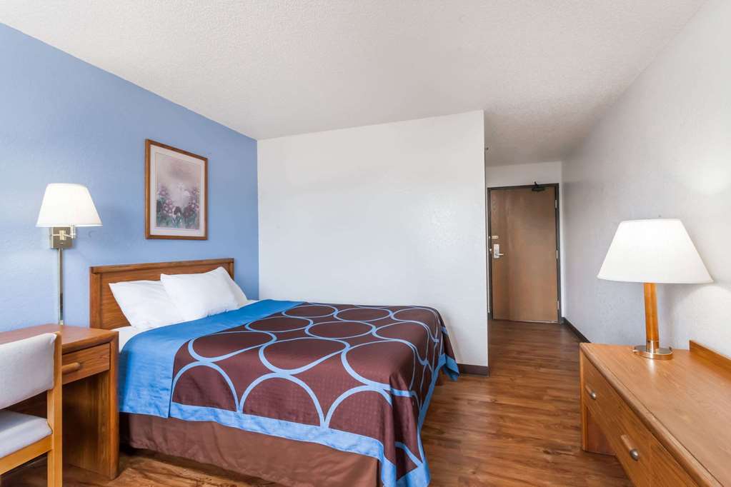 Super 8 Norwich - thumb 2