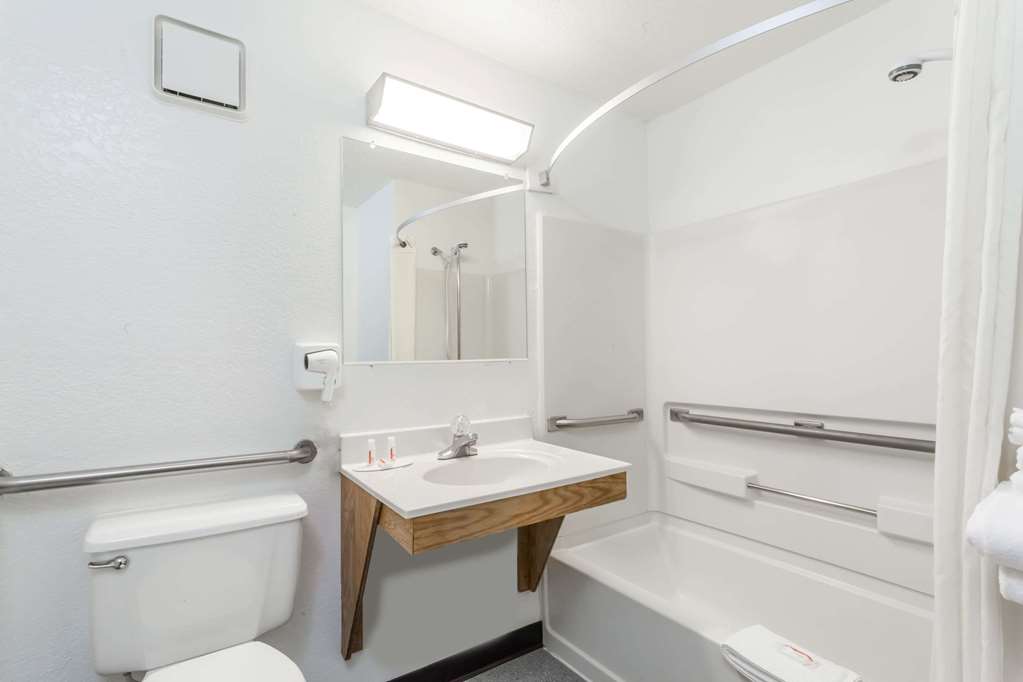 Super 8 Norwich - thumb 6