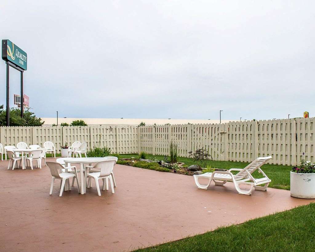 Quality Inn - thumb 17