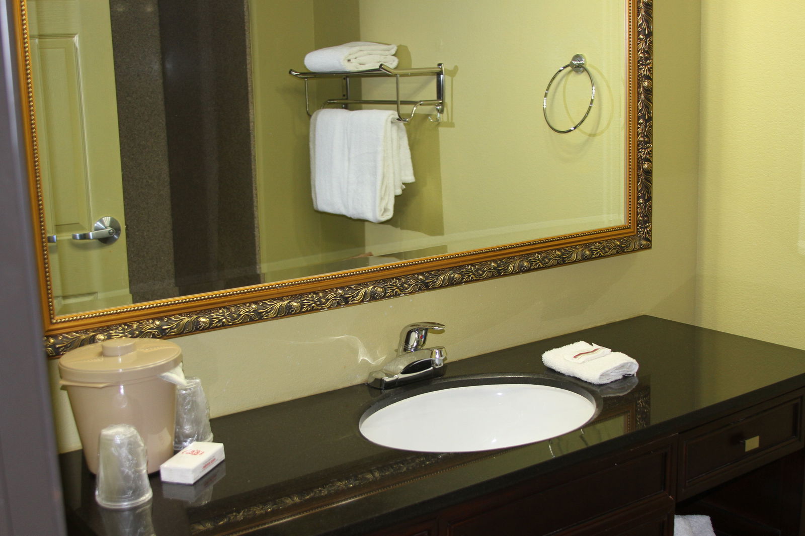 Red Roof Inn & Suites Detroit-Melvindale - thumb 6