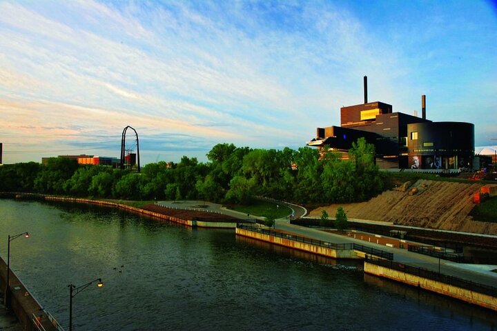 Minneapolis River Walk: A Self-Guided Audio Tour - thumb 0