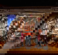 WhoDunnit Hoedown Murder Mystery Dinner Show in Branson - Tourism House