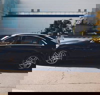 Arrival Private Transfer Newark Airport EWR to New York in Business Car - Tourism House