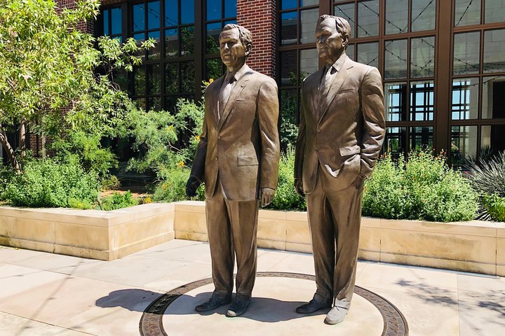 George W. Bush Presidential Library And Museum Guided Tour - thumb 3