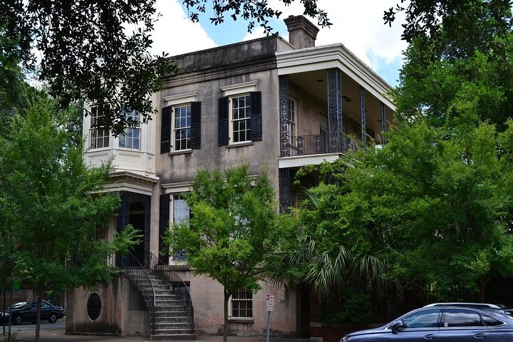 Savannah PSYCHIC GUIDED 13 Ghosts Haunted Tour - thumb 2