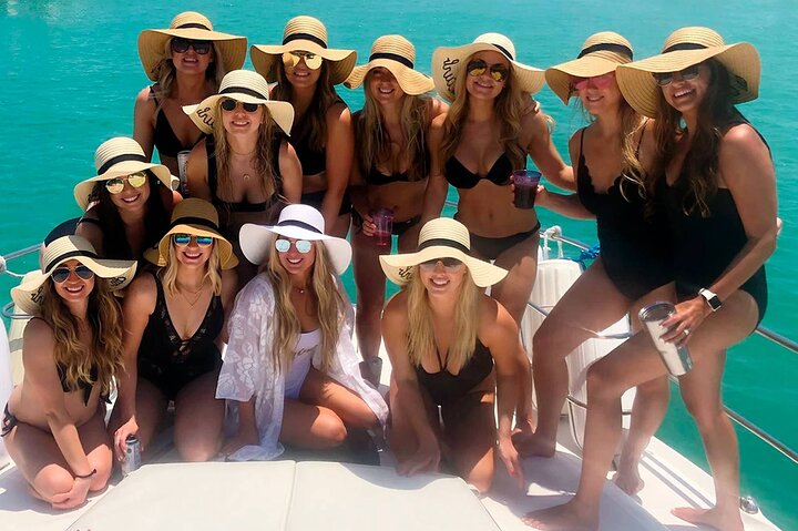 45' Yacht Tour & Party, With Captain, Enjoy Miami Beach In A Unique Way - thumb 0