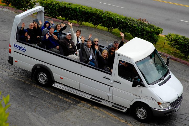 Hollywood Sightseeing And Celebrity Homes Tour By Open-Top Bus